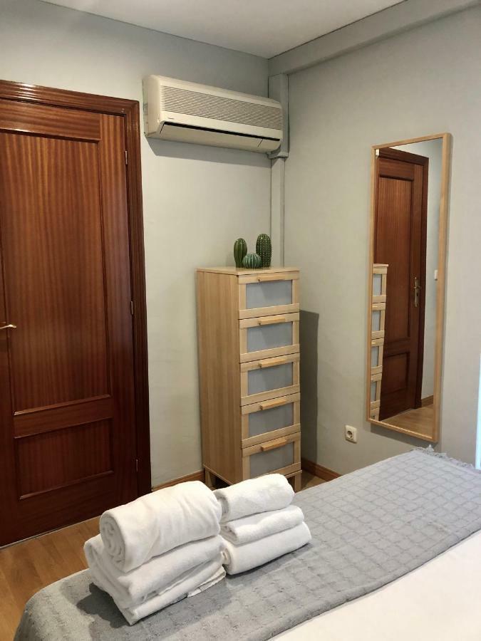 Apartamento San Blas-Antiguo Mercado Central Zaragoza Bagian luar foto